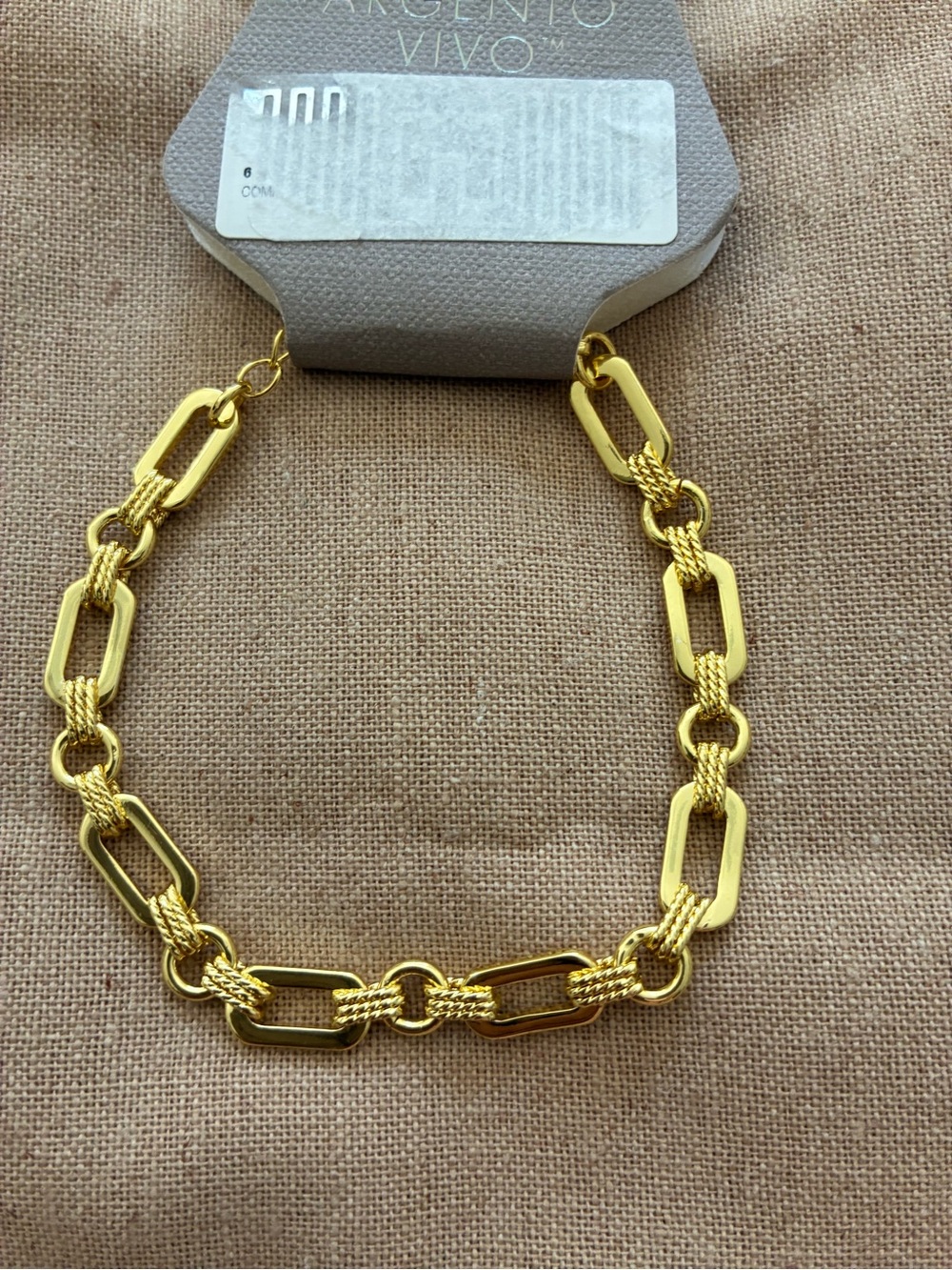 Vivo Gold-Tone Rectangular Link Necklace - Picture 2 of 5